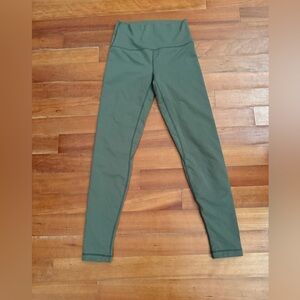Jo+Jax Studio Leggings, women’s medium, army green